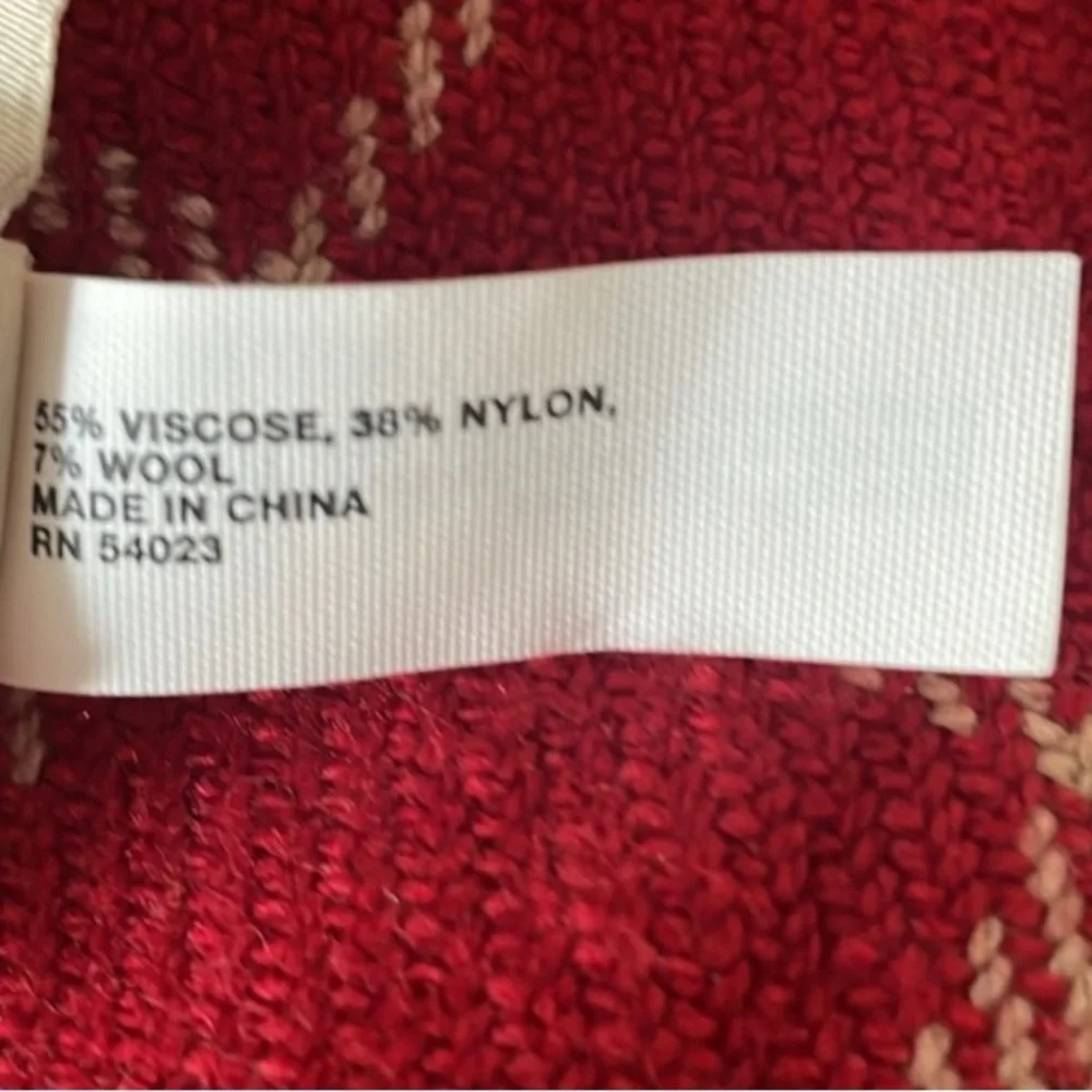 Banana Republic Red Plaid Fringe Wrap Scarf - Picture 4 of 5